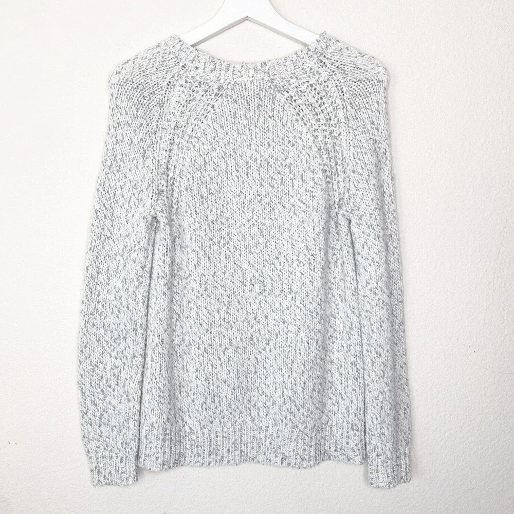 St. John's Bay White Marled Metallic Silver and Gold Sparkle Sweater M